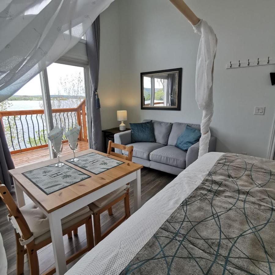 Knotty Pine Ocean Front Suite - Adults Only Ingonish Exterior foto